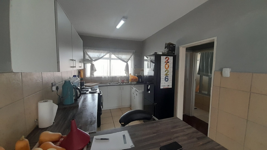 2 Bedroom Property for Sale in Wynberg Western Cape